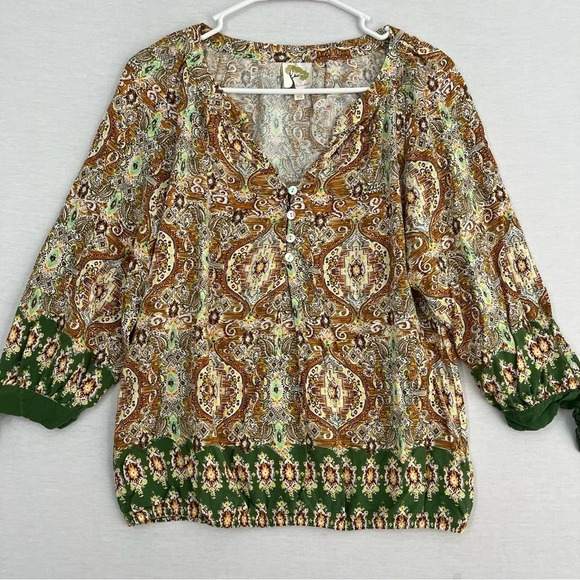 Fig and Flower Ultra Soft Rayon Boho Button V-Neck Casual Top Large - Picture 1 of 9